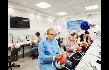 Препарування зубів під вініри та коронки