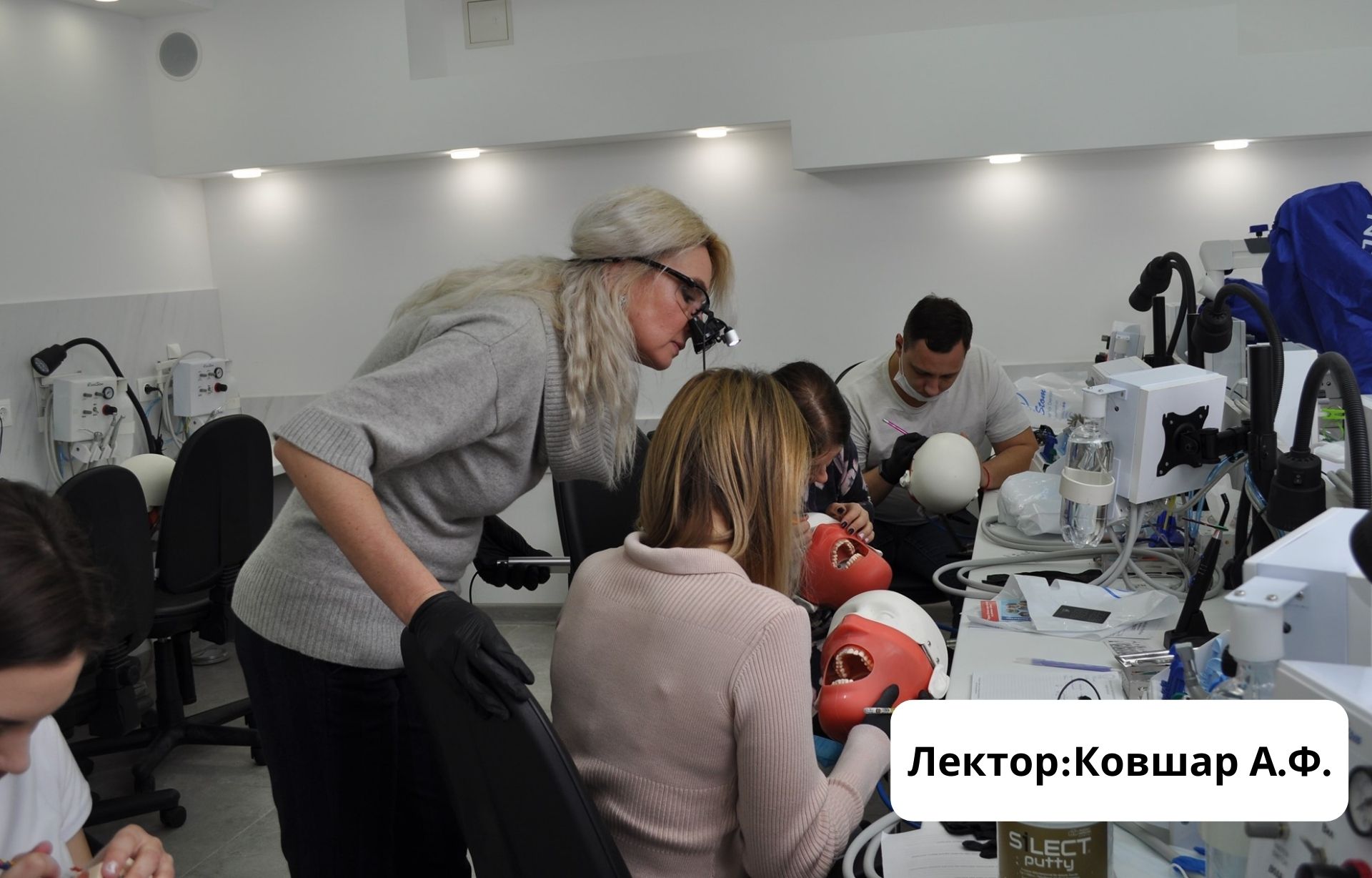 Композитные восстановления фронтальной группы зубов